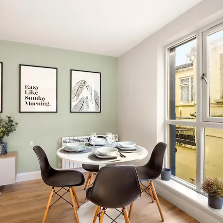 The Town Place Boutique Appartement *
